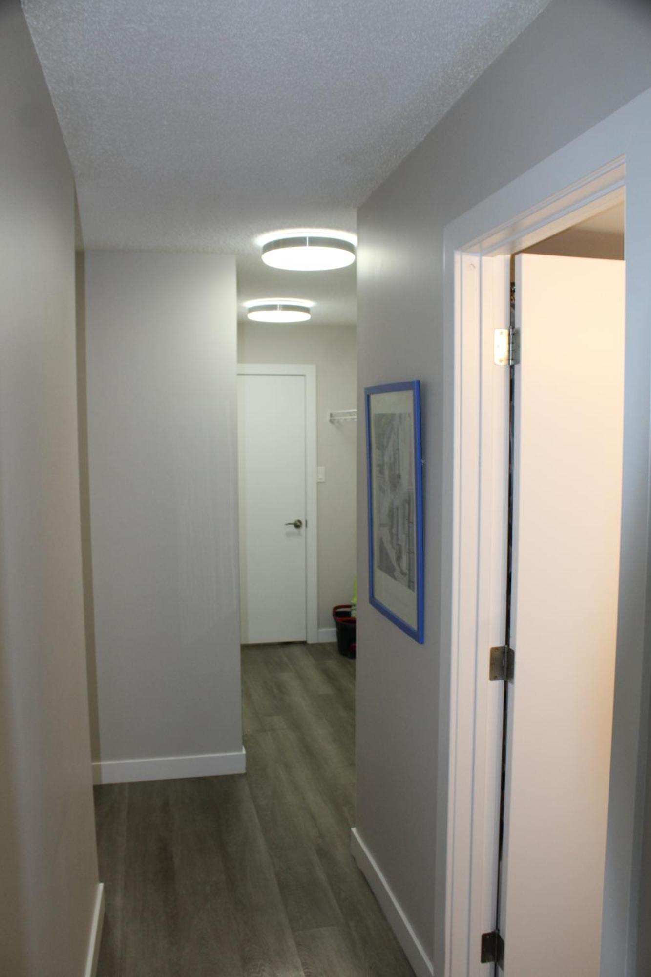 Nomadnest Housing Homestay Calgary